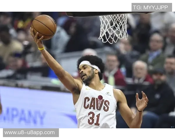 加兰赛季首秀表现平平26分钟贡献8分4助攻3失误需调整状态